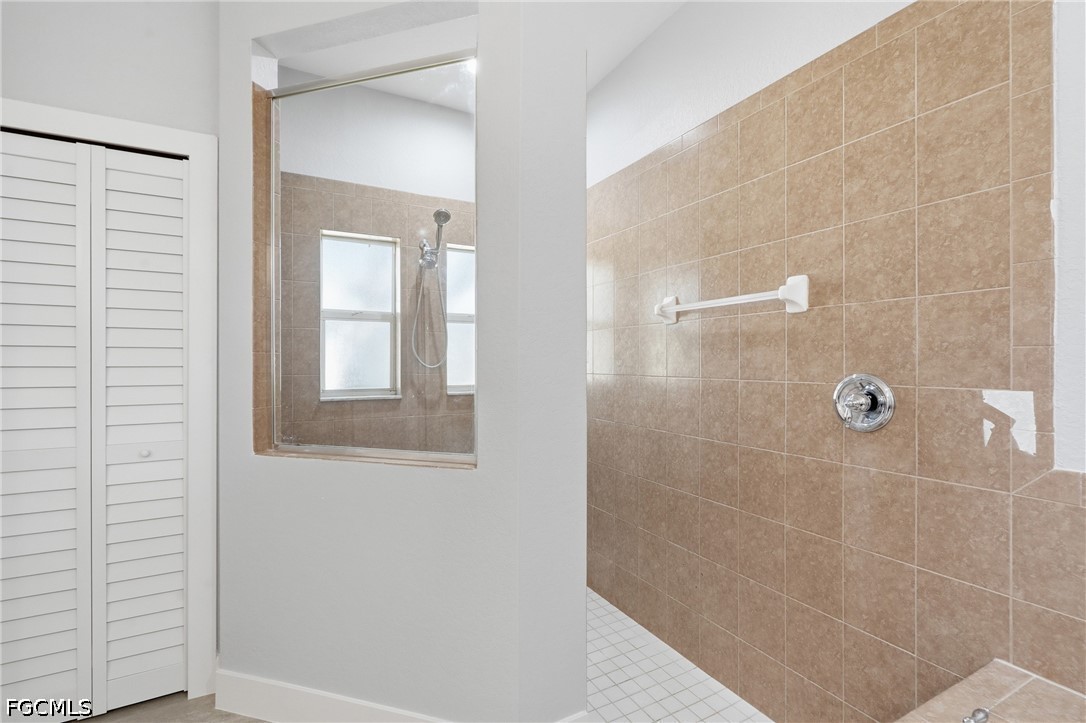3 Bed SingleFamilyResidence for Sale in Port Labelle, photo 18