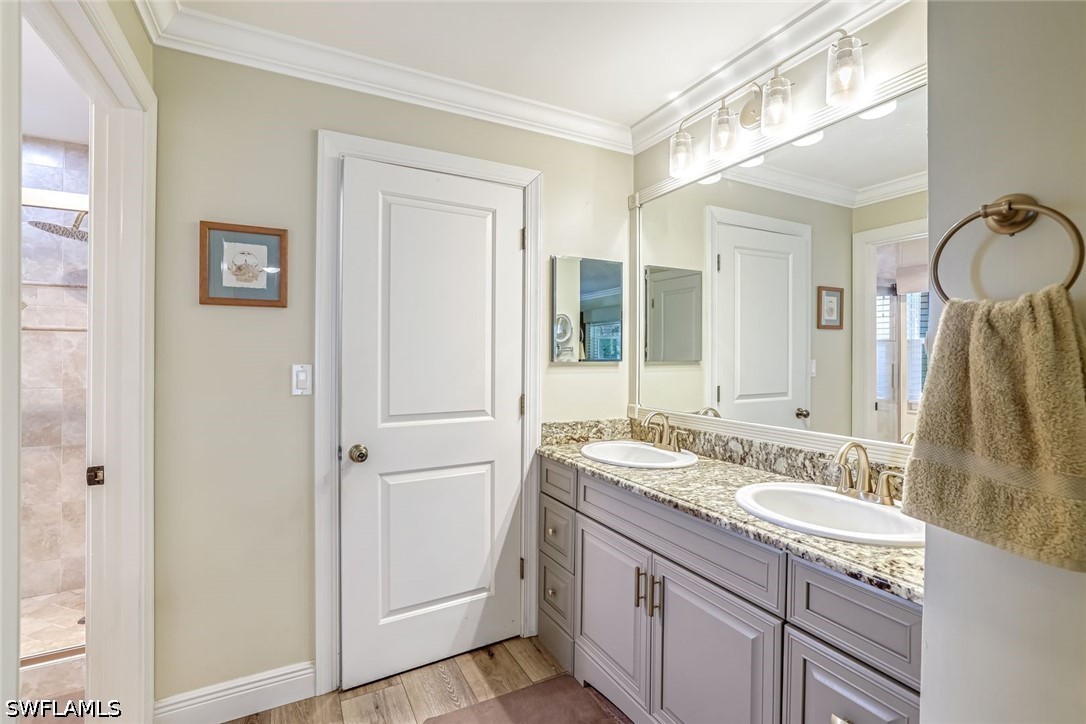 3 Bed Waterfront Home for Sale in Naples, photo 18