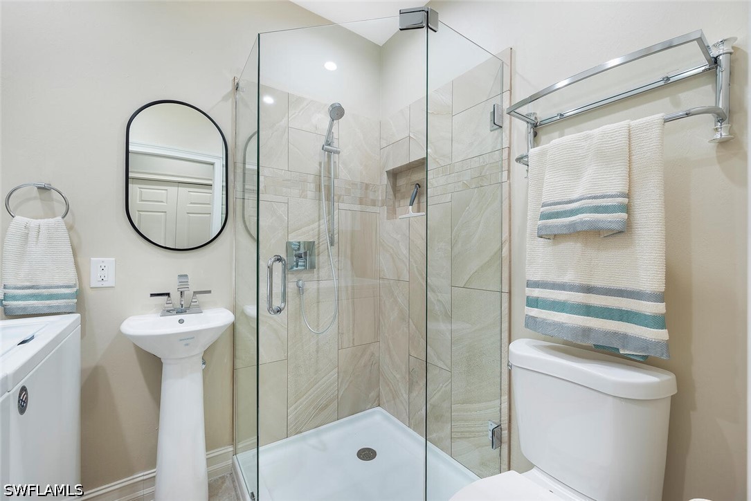 3 Bed Attached for Sale in Tarpon Cove, photo 18