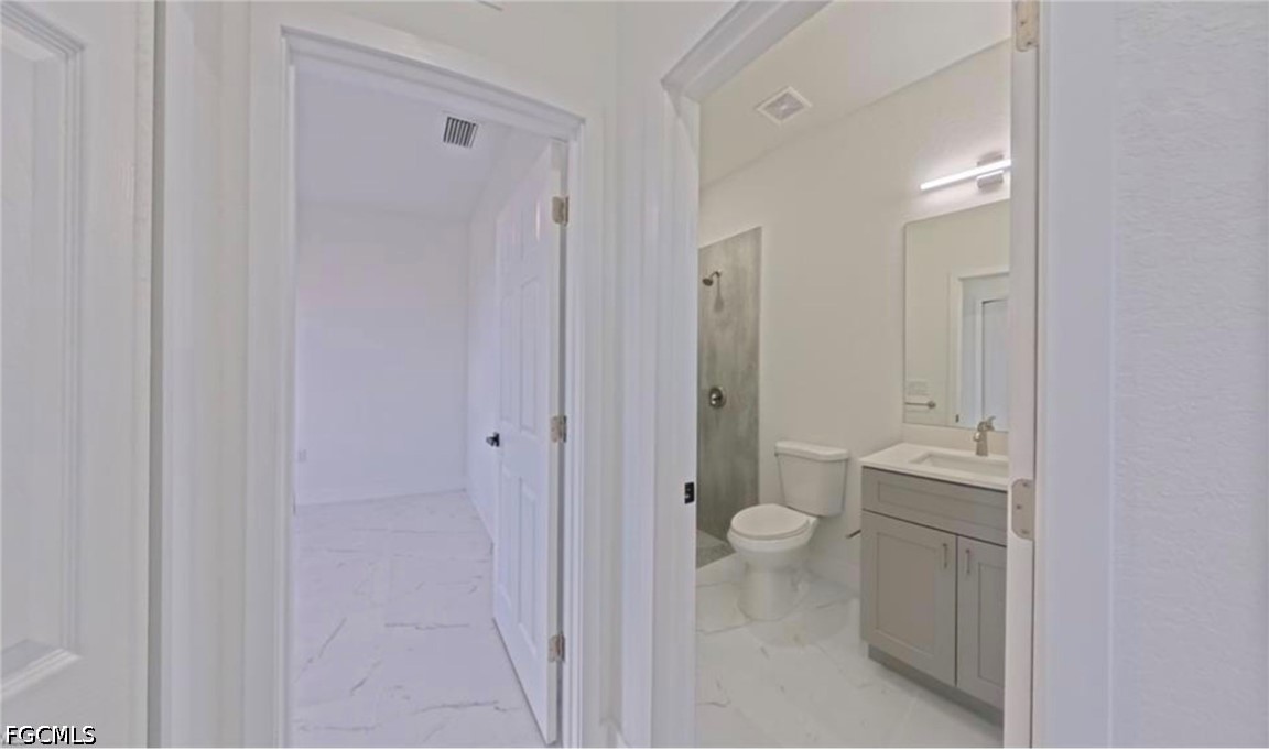 3 Bed SingleFamilyResidence for Sale in Lehigh Acres, photo 18