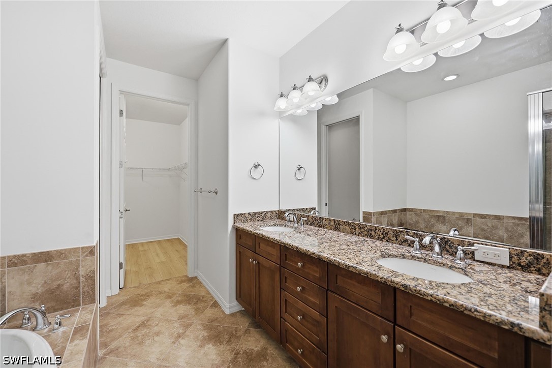 3 Bed Condominium for Sale in Ole, photo 18