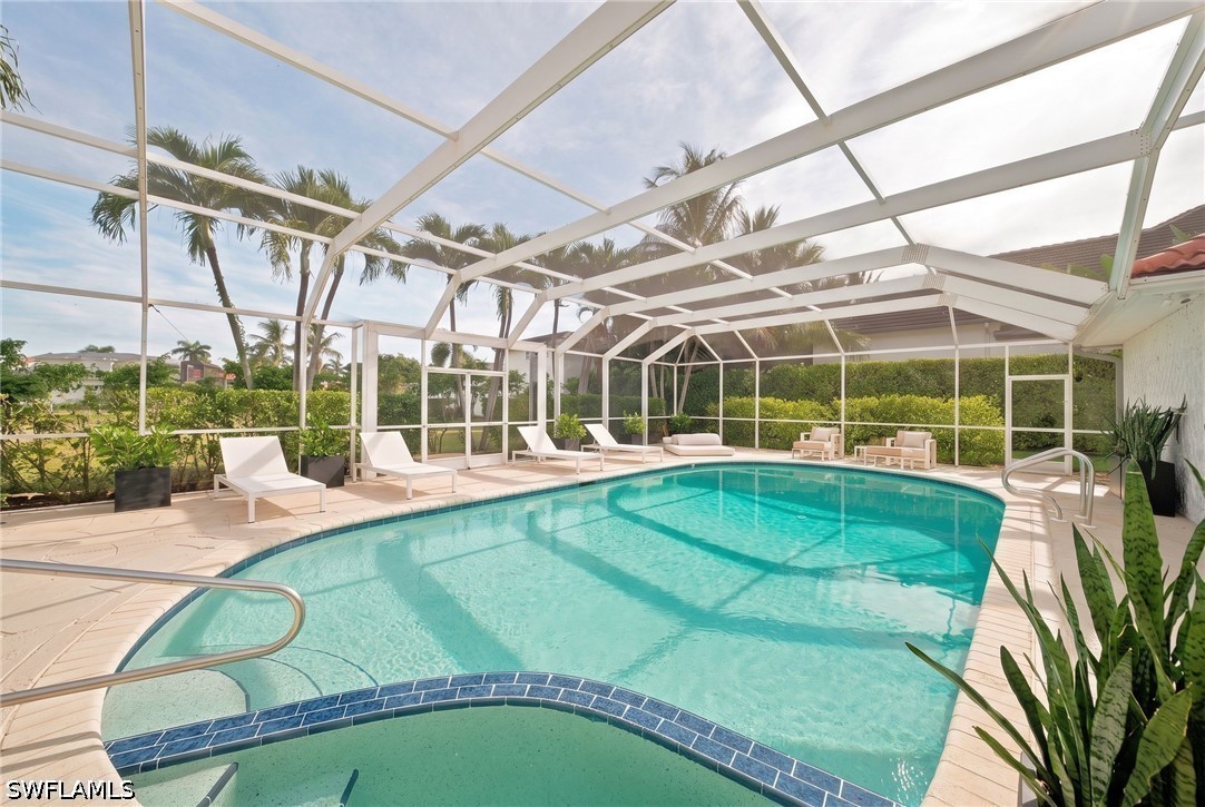 4 Bed Pool Home for Sale in Park Shore, photo 18