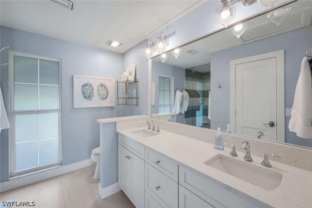 3 Bed Pool Home for Sale in Marco Beach, photo 18