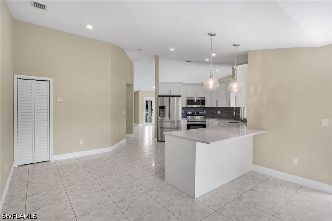3 Bed Pool Home for Sale in Golden Gate Estates, photo 18
