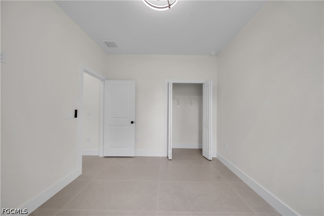 3 Bed SingleFamilyResidence for Sale in Lehigh Acres, photo 18