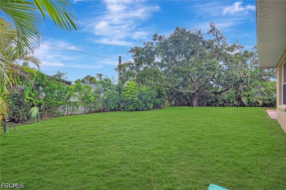 3 Bed SingleFamilyResidence for Sale in San Carlos Park, photo 18