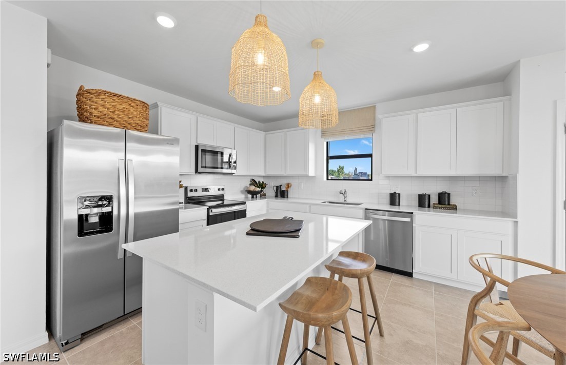4 Bed SingleFamilyResidence for Sale in Whispering Lakes, photo 18