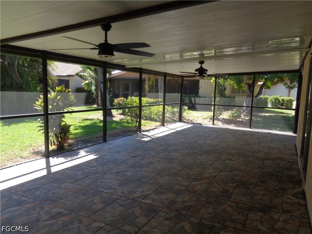 3 Bed SingleFamilyResidence for Sale in Royal Woods, photo 18