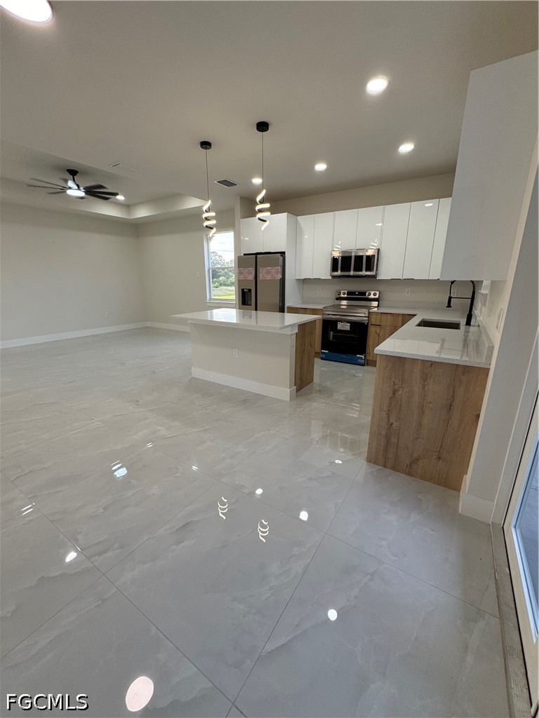 3 Bed SingleFamilyResidence for Sale in Lehigh Acres, photo 18