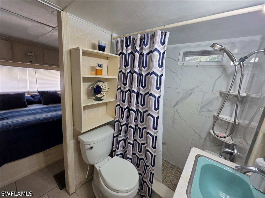 2 Bed ManufacturedHome for Sale in Naples, photo 18