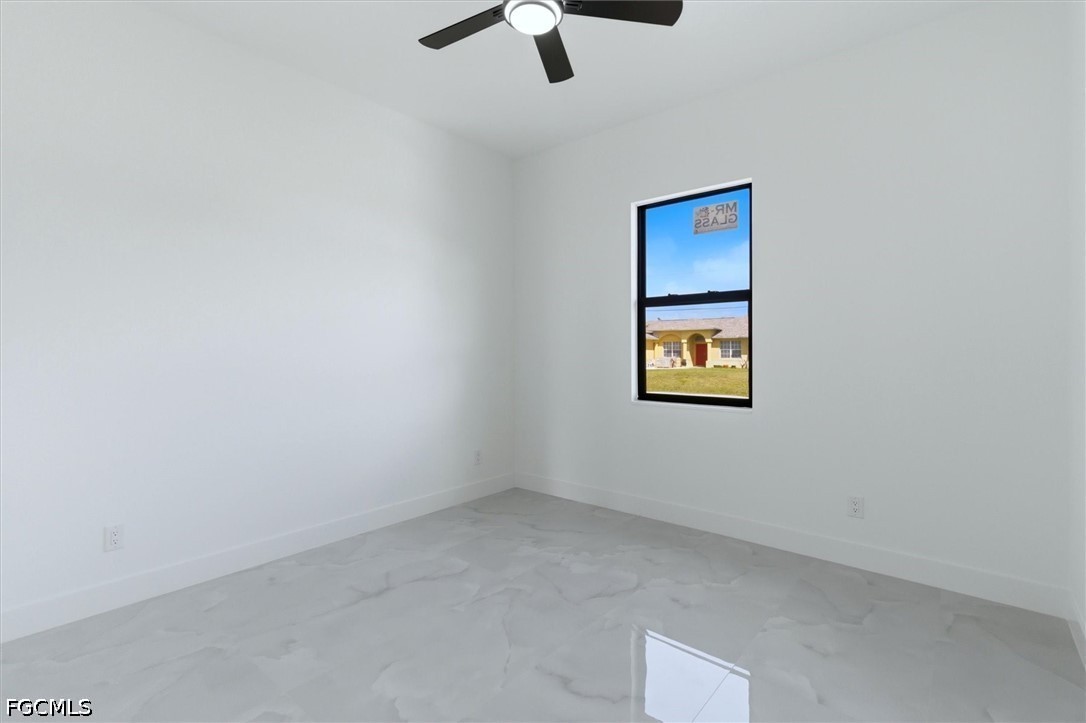 3 Bed SingleFamilyResidence for Sale in Lehigh Acres, photo 18