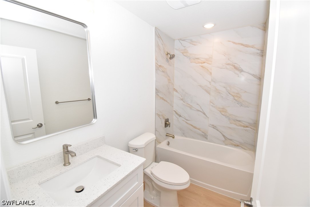 4 Bed SingleFamilyResidence for Sale in North Port, photo 18