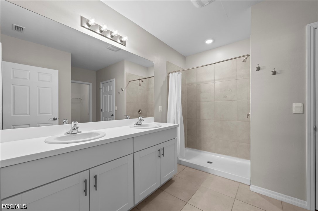 4 Bed SingleFamilyResidence for Sale in Cape Coral, photo 18