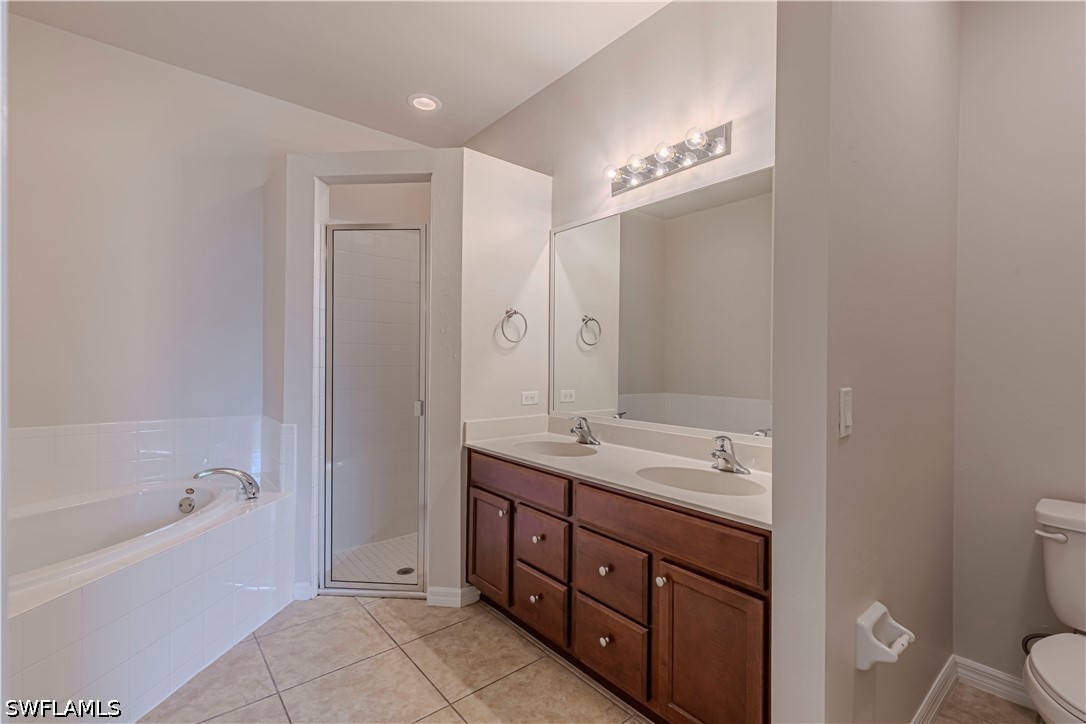 4 Bed SingleFamilyResidence for Sale in Cape Coral, photo 18