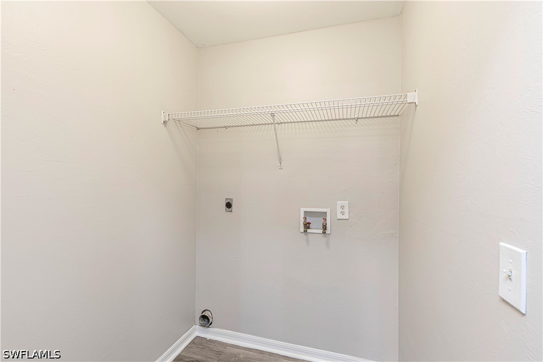 3 Bed SingleFamilyResidence for Sale in Cape Coral, photo 18