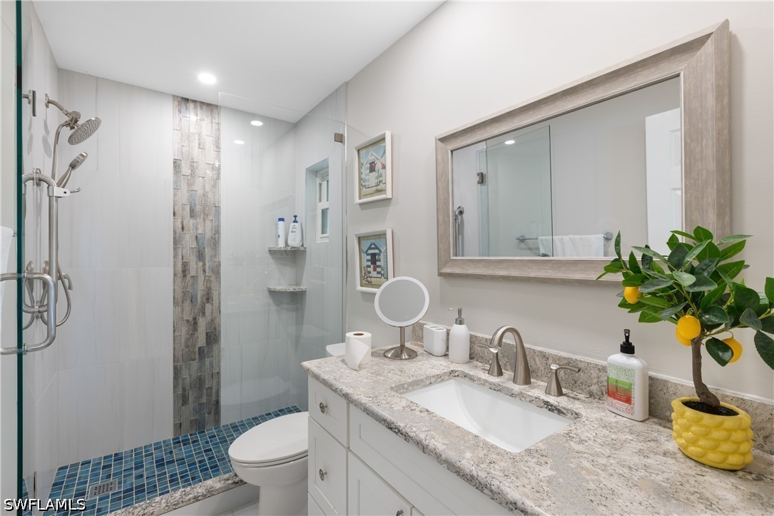 2 Bed Waterfront Home for Sale in Naples, photo 18