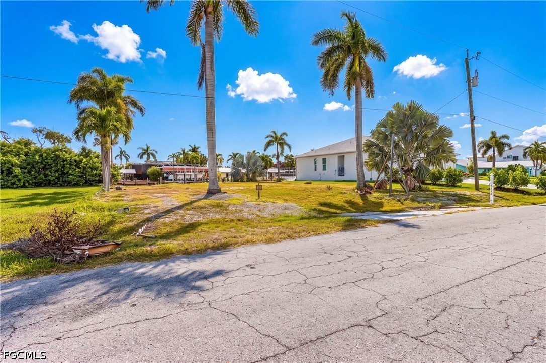 Waterfront Home for Sale in Gulfhaven, photo 18
