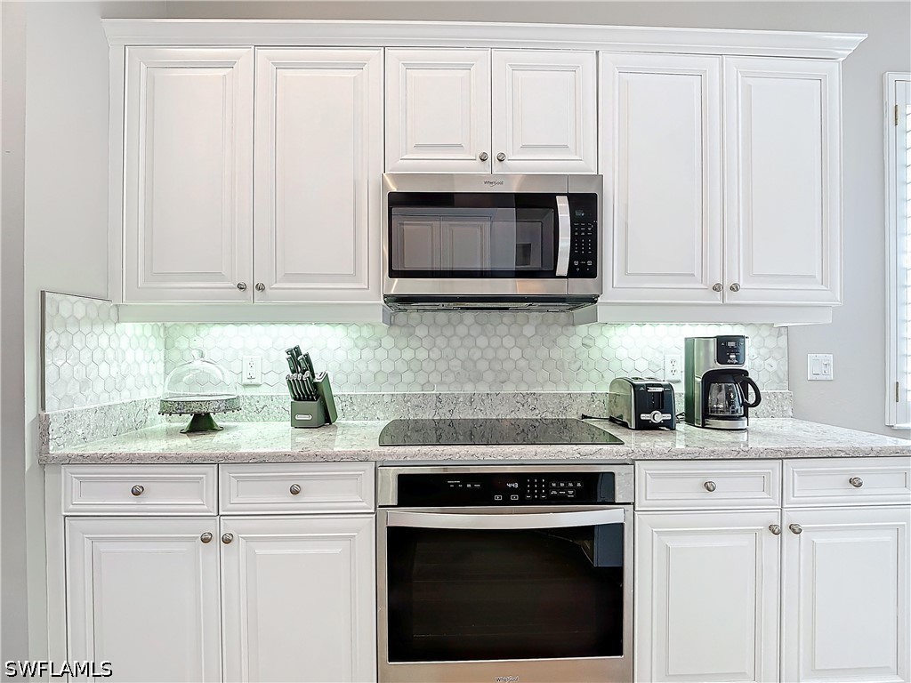 3 Bed Condominium for Sale in Turtle Point, photo 18