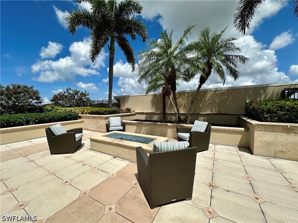 2 Bed Condominium for Sale in The Strada, photo 18