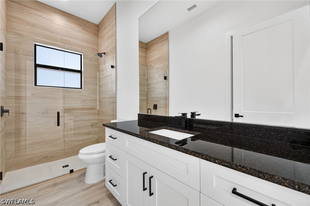 3 Bed SingleFamilyResidence for Sale in Naples, photo 18