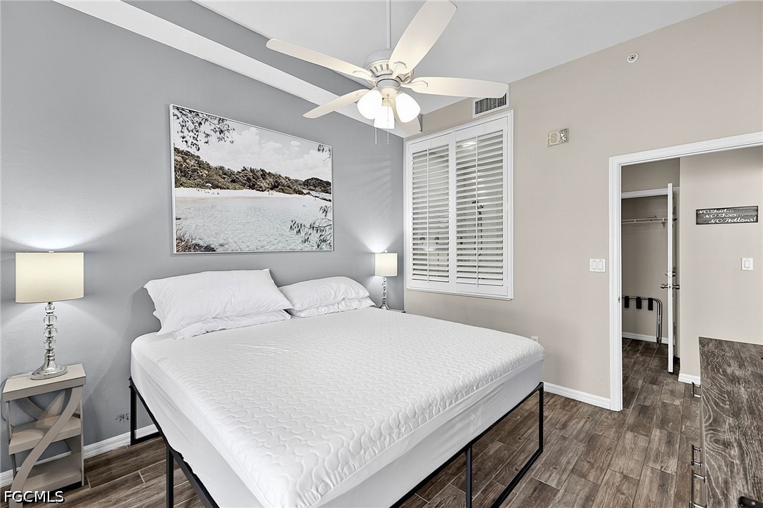 1 Bed Waterfront Home for Sale in Bonita Springs, photo 18