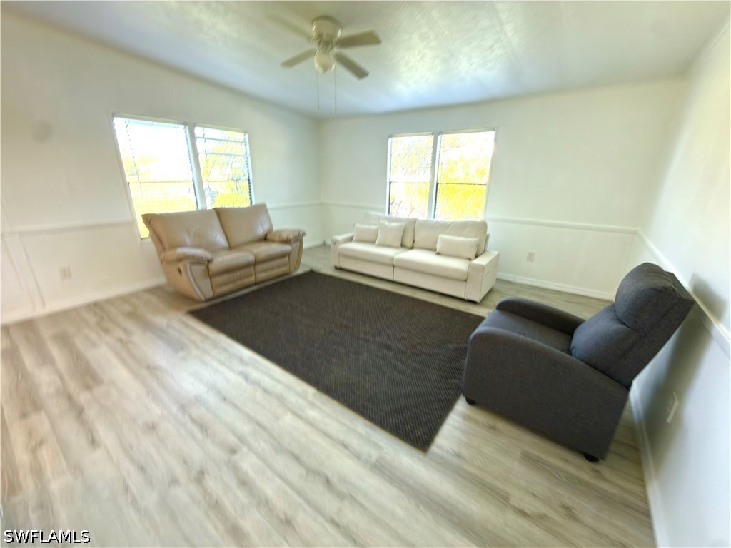 2 Bed ManufacturedHome for Sale in Naples, photo 18