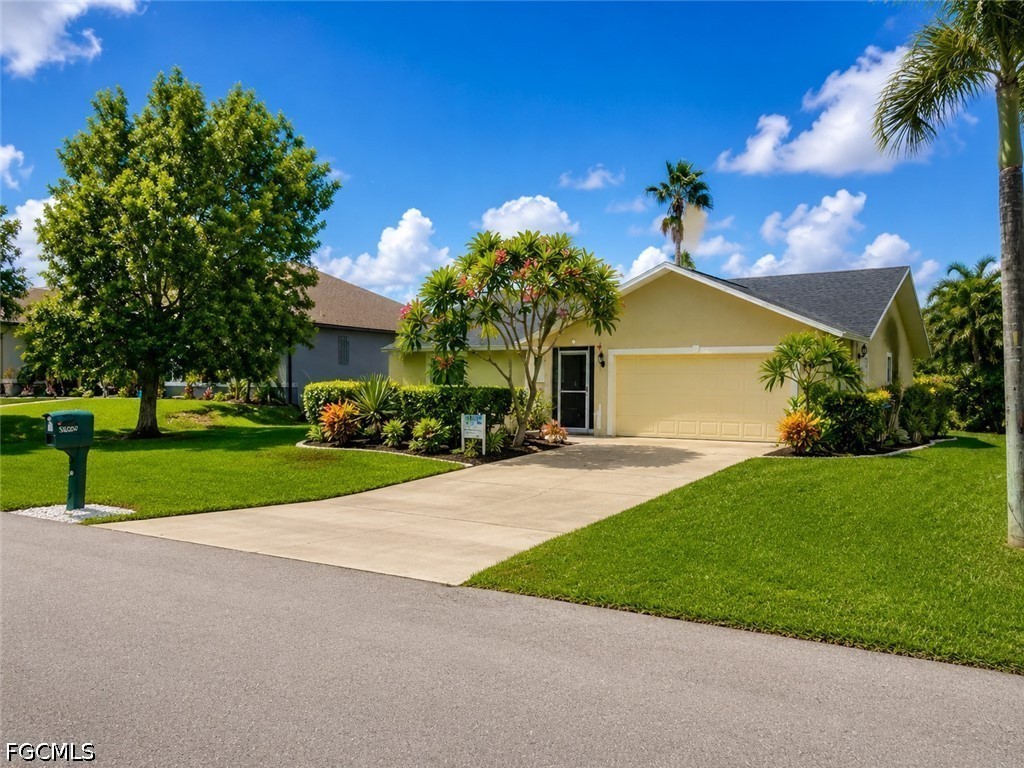 3 Bed Pool Home for Sale in Cape Coral, photo 18