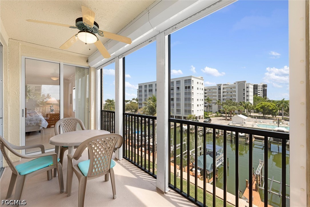 3 Bed Waterfront Home for Sale in Hibiscus Pointe, photo 18