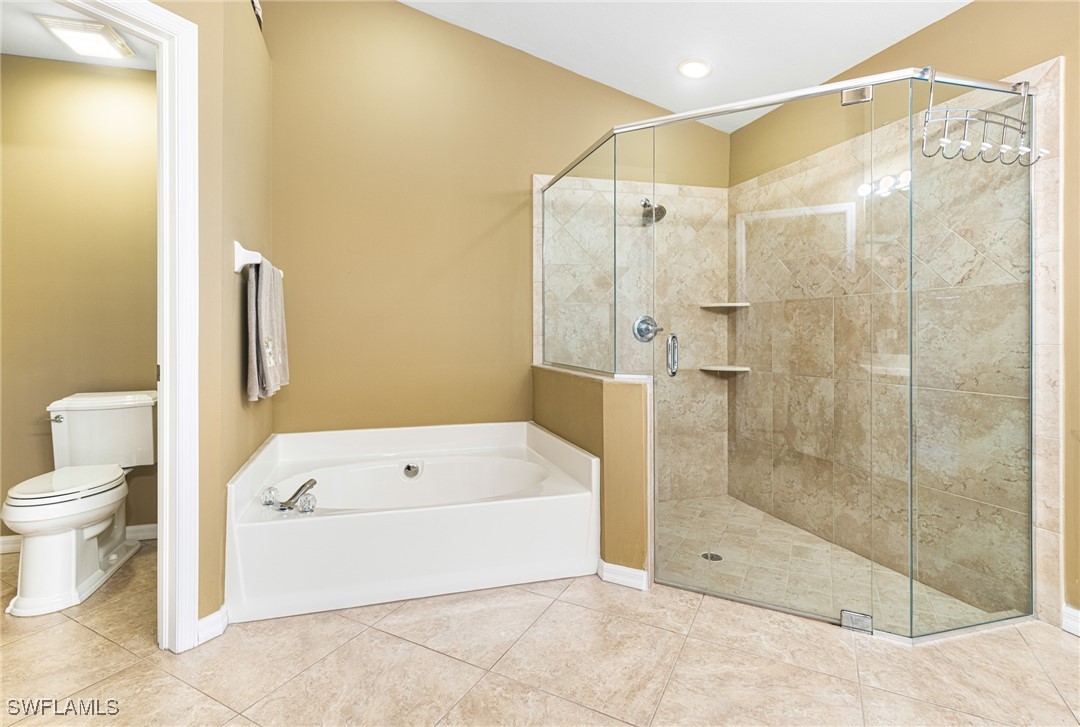 3 Bed Pool Home for Sale in Naples, photo 19