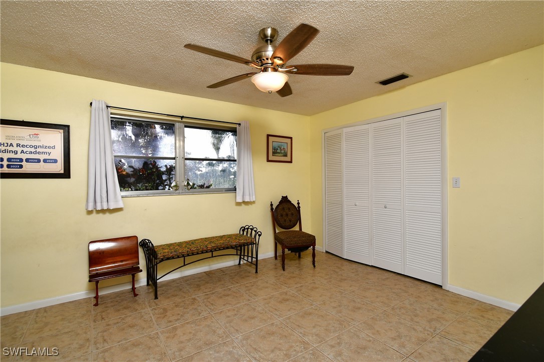 2 Bed SingleFamilyResidence for Sale in North Fort Myers, photo 19