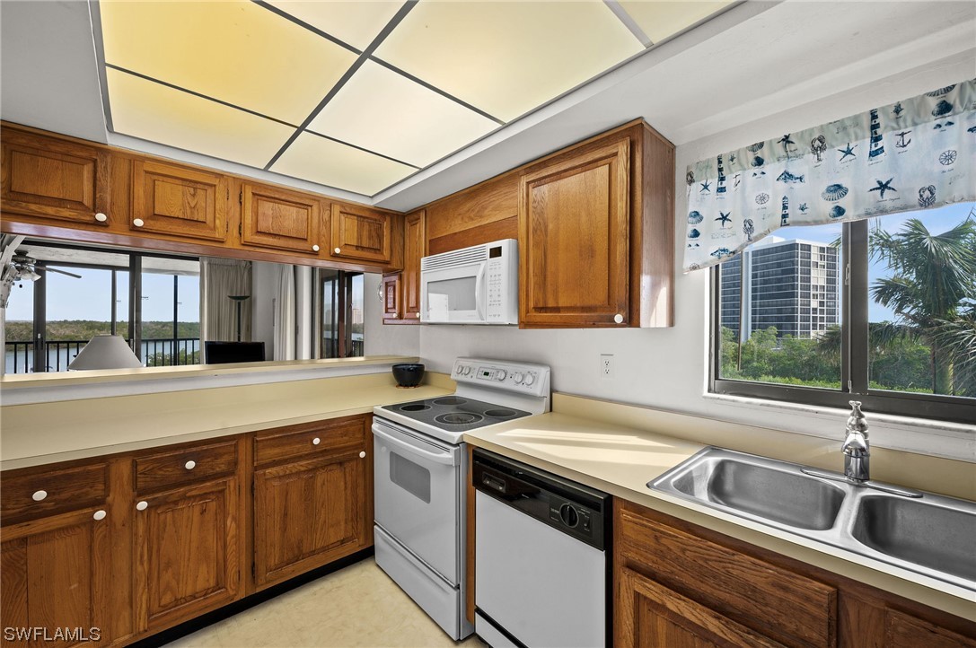2 Bed Waterfront Home for Sale in Sea Isles, photo 19