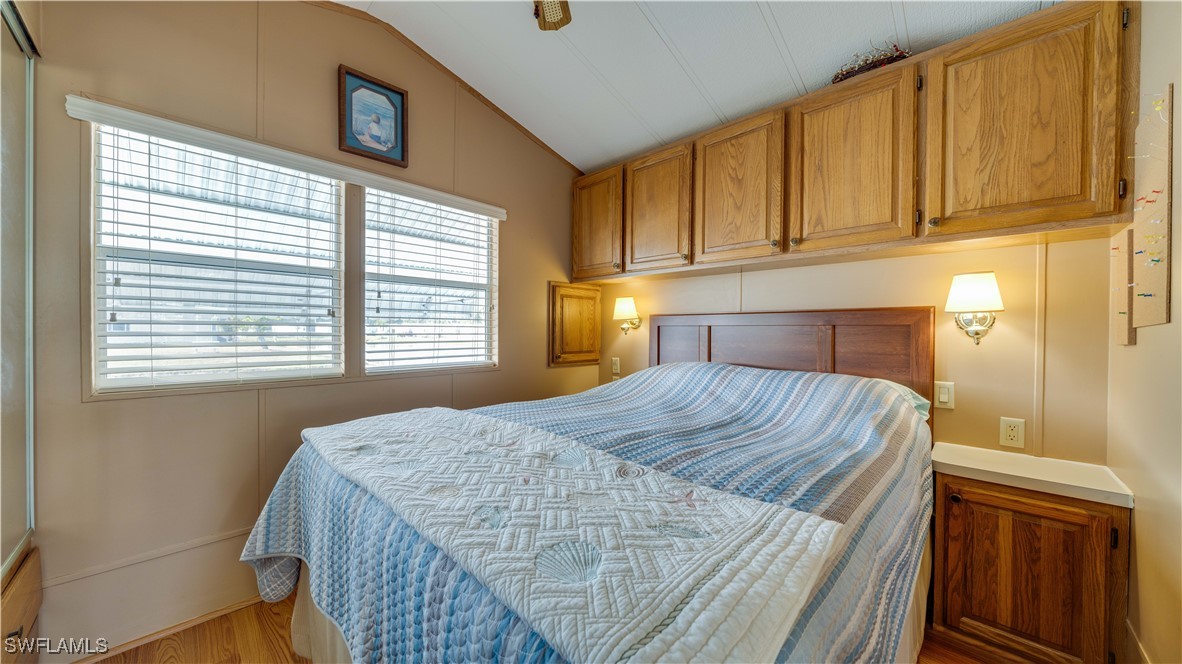 1 Bed Waterfront Home for Sale in North Fort Myers, photo 19