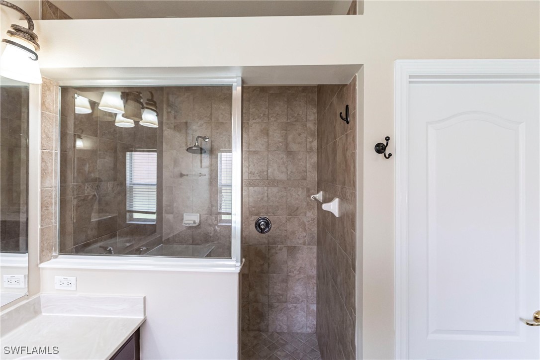5 Bed Pool Home for Sale in Promenade West, photo 19