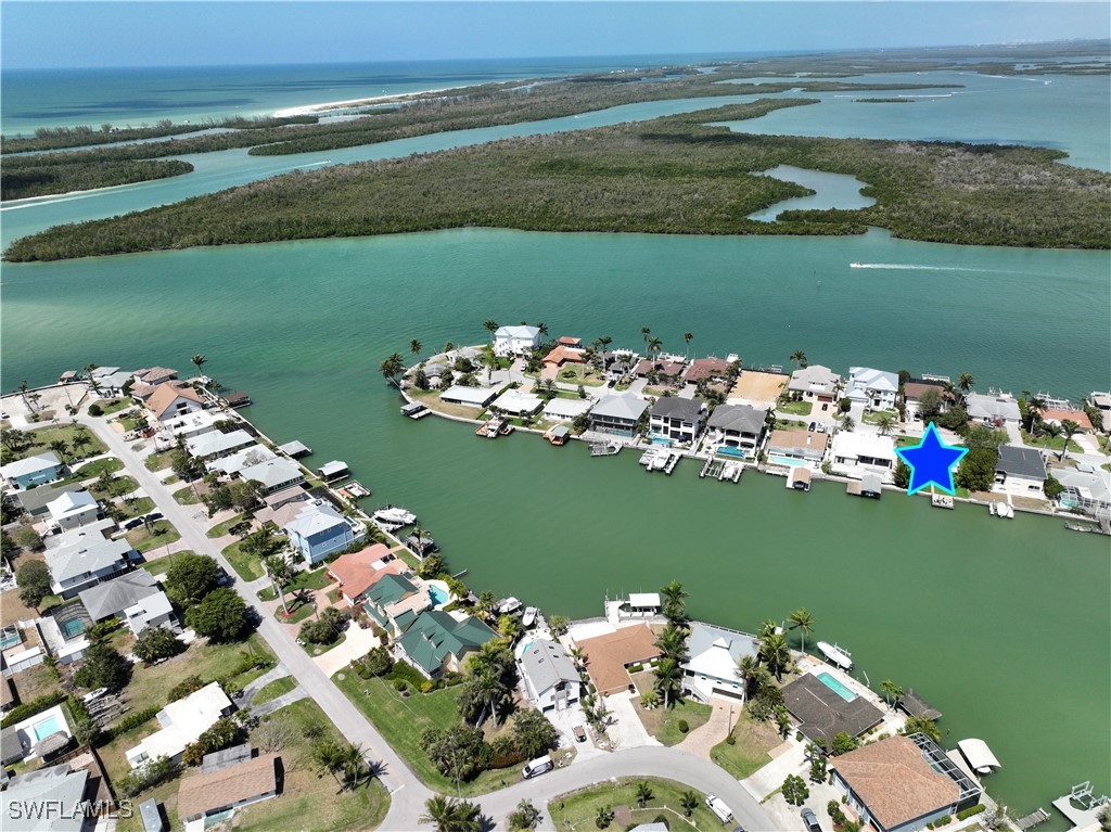 2 Bed Waterfront Home for Sale in Naples, photo 19