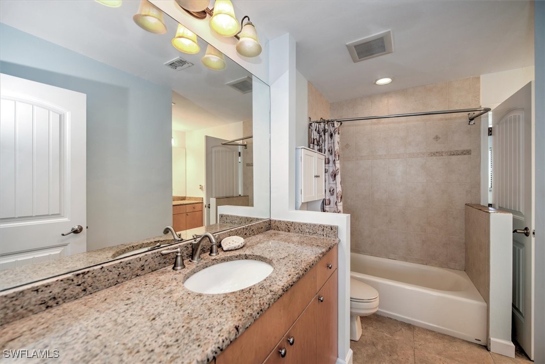 2 Bed Condominium for Sale in Fort Myers, photo 19