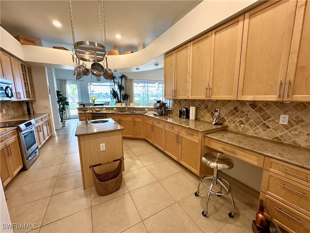 4 Bed Pool Home for Sale in Emerson Square, photo 19