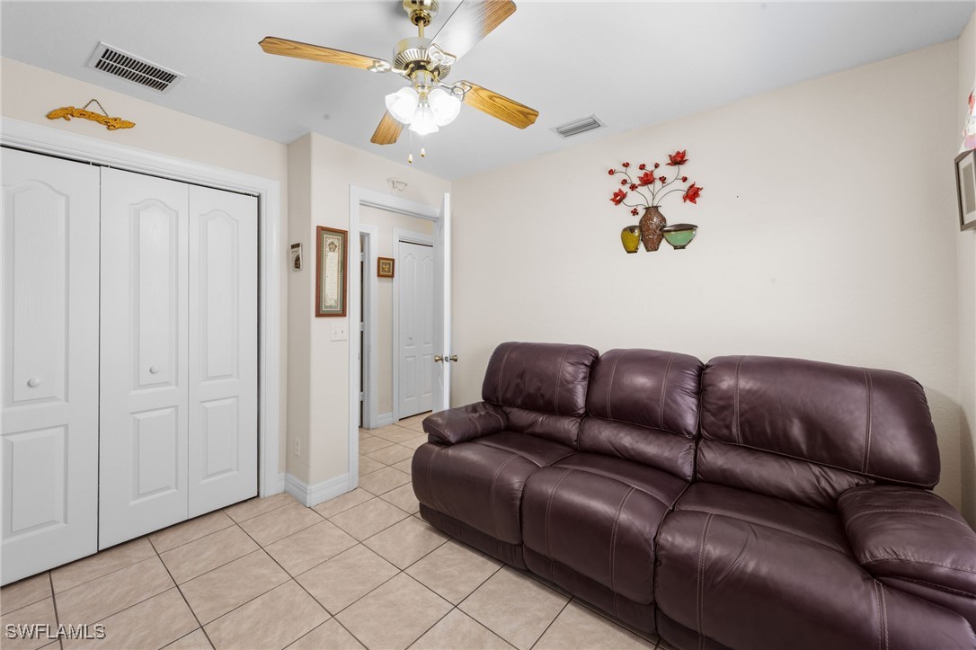3 Bed SingleFamilyResidence for Sale in Cape Coral, photo 19