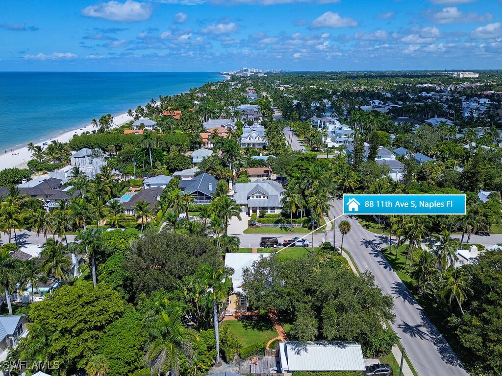 3 Bed SingleFamilyResidence for Sale in Olde Naples, photo 19