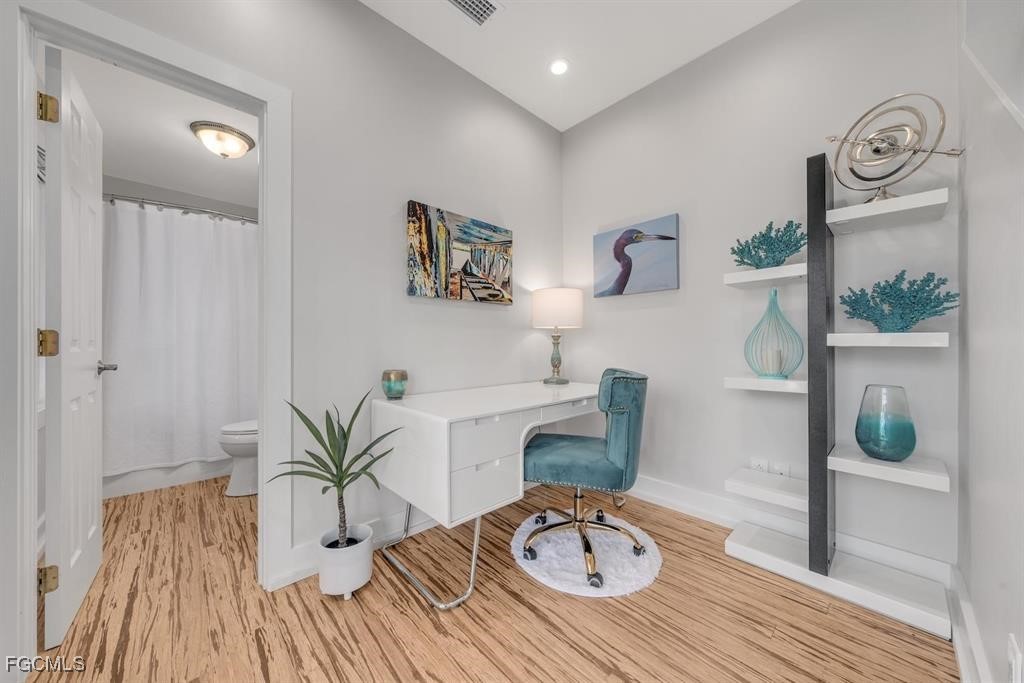 3 Bed Pool Home for Sale in Castaway Estates, photo 19