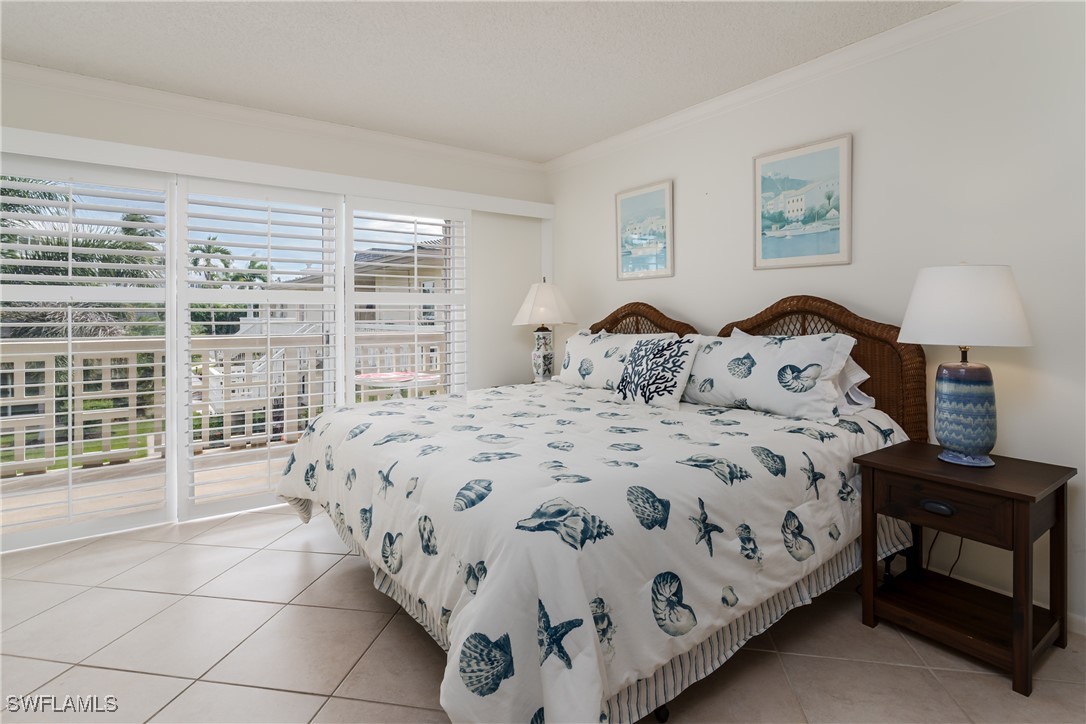 2 Bed Waterfront Home for Sale in Marco Island, photo 19
