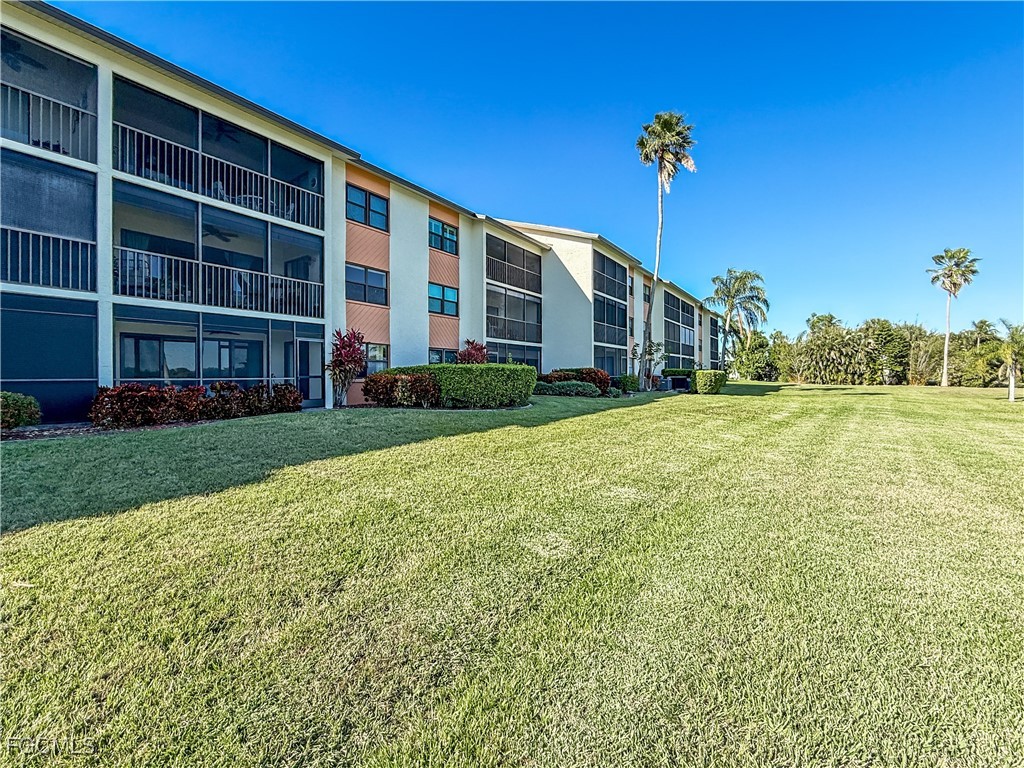 2 Bed Waterfront Home for Sale in North Fort Myers, photo 19