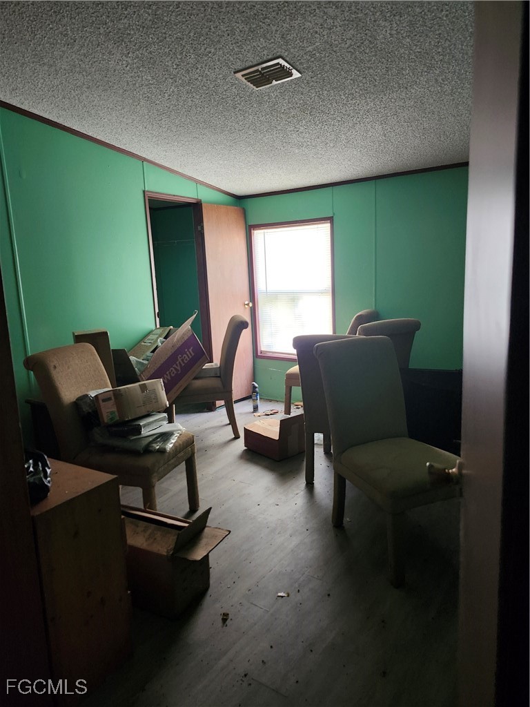 3 Bed ManufacturedHome for Sale in Spring Woods M/H Subd, photo 19