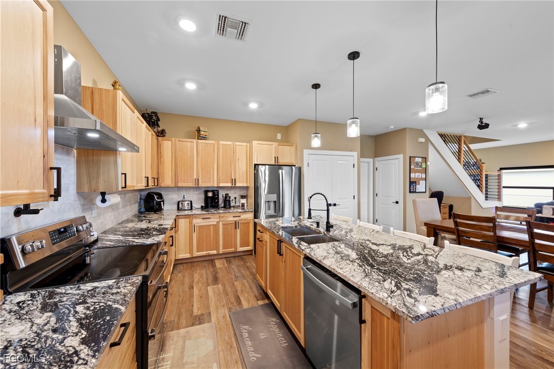 3 Bed SingleFamilyResidence for Sale in Lehigh Acres, photo 19