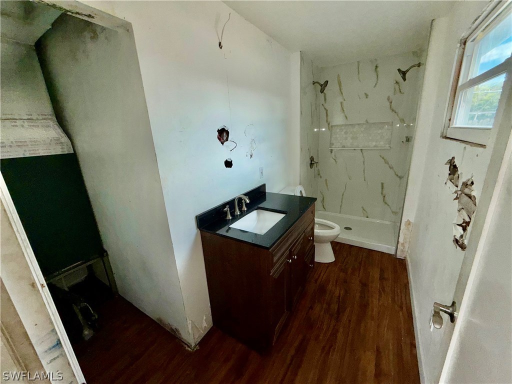 2 Bed SingleFamilyResidence for Sale in Naples, photo 19