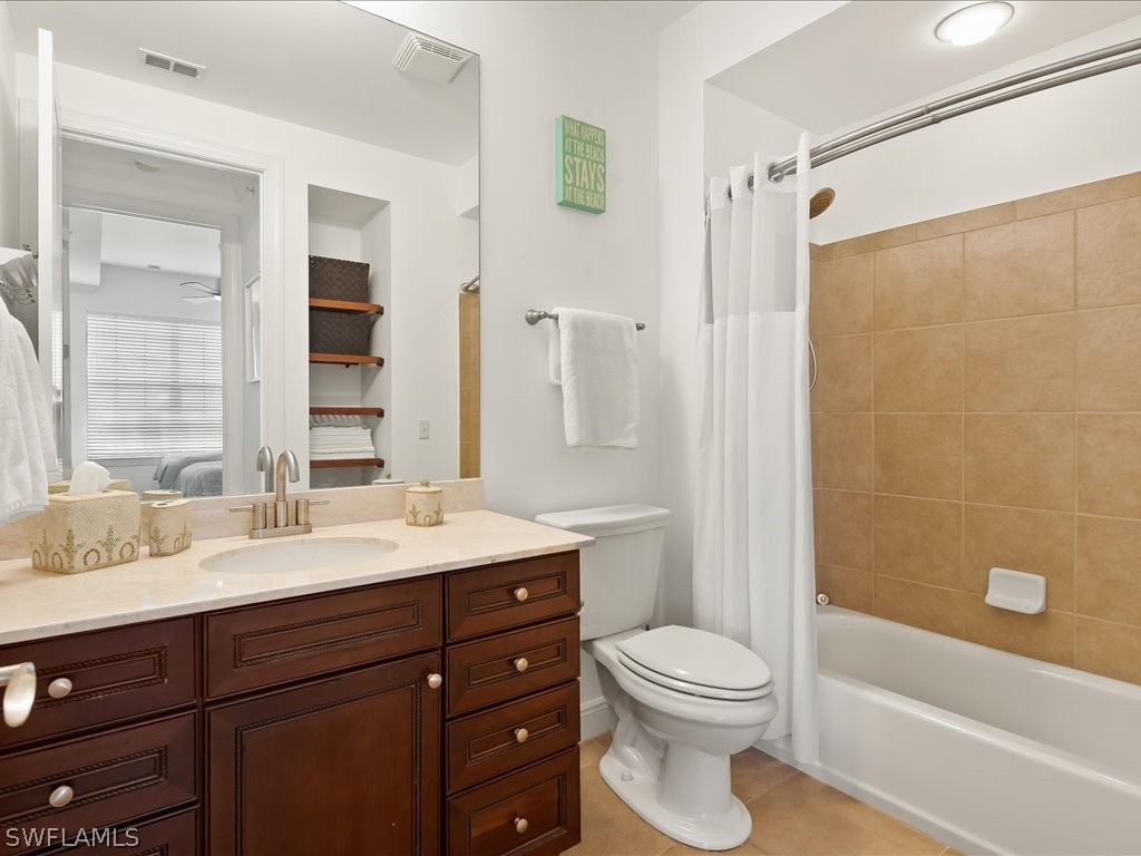 2 Bed Condominium for Sale in Estero, photo 19