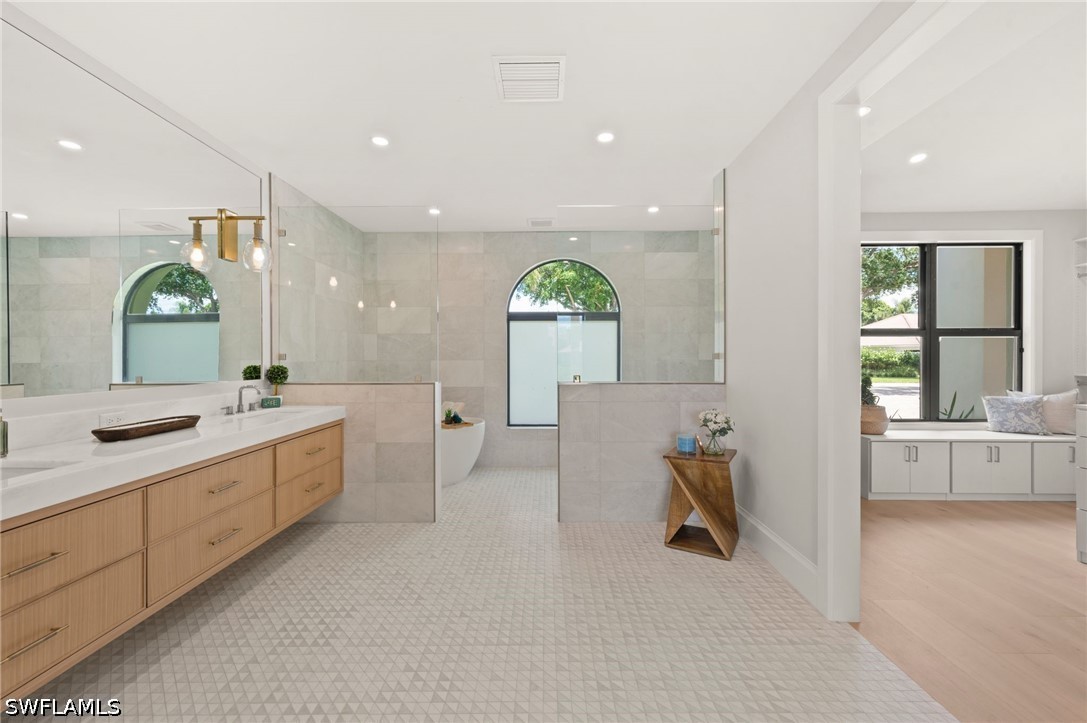 4 Bed Pool Home for Sale in Valley Oak, photo 19
