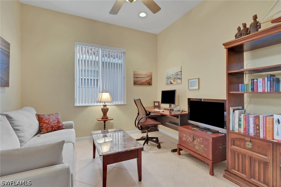 2 Bed SingleFamilyResidence for Sale in Estero, photo 19