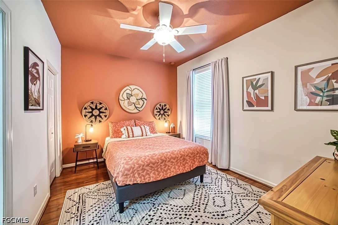 2 Bed Waterfront Home for Sale in Fort Myers, photo 19