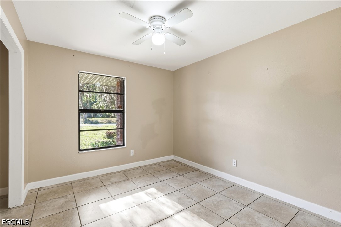 3 Bed SingleFamilyResidence for Sale in Labelle, photo 19