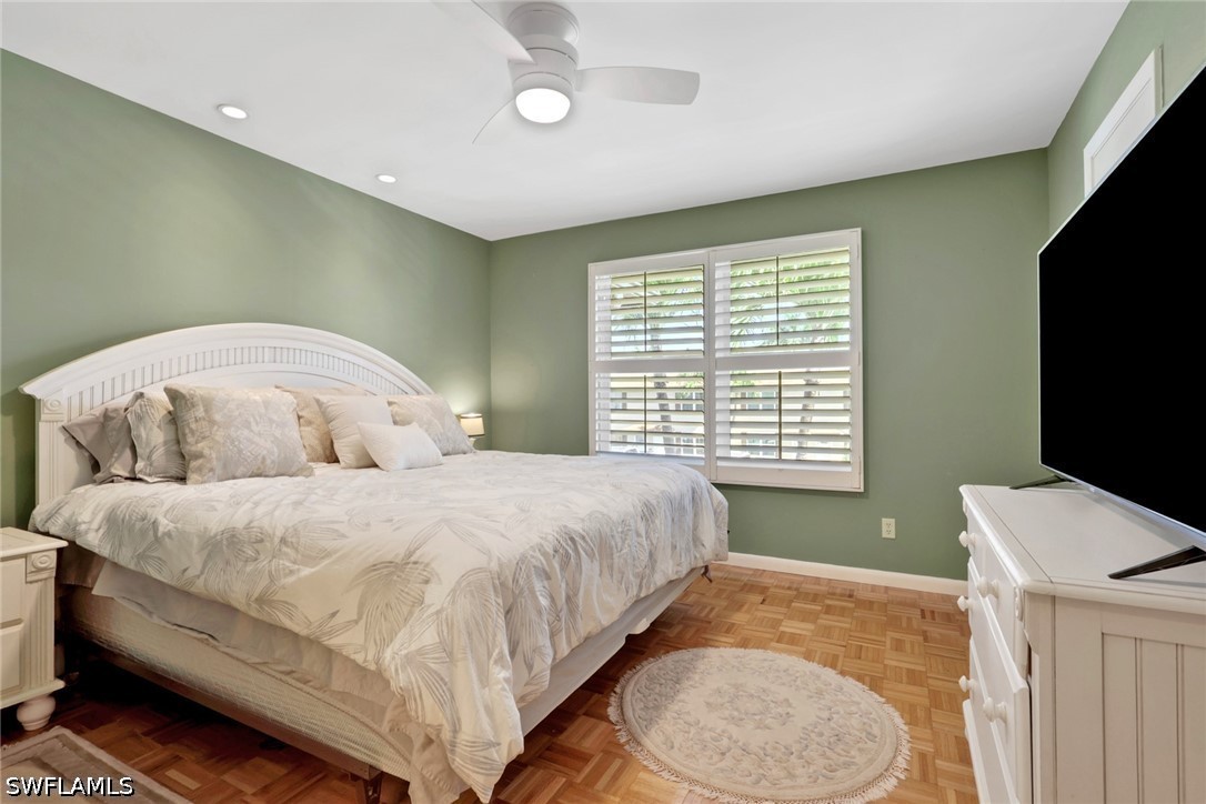 2 Bed Condominium for Sale in Marco Island, photo 19
